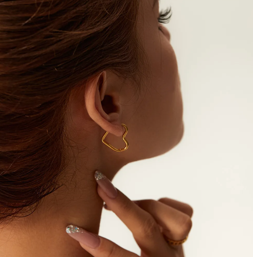 18K gold plated small heart hoop earrings